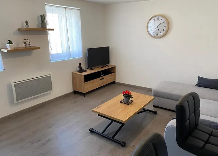 La Bâtisse De Chabot N°8 Appartement *